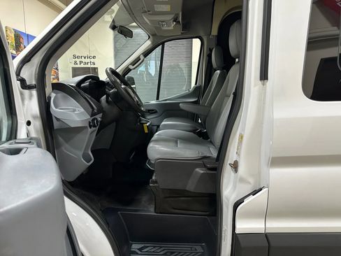 Used 2015 Ford Transit 250 148 Medium Roof image 25