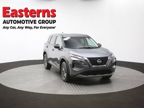 Used 2023 Nissan Rogue S AWD/4WD image 52