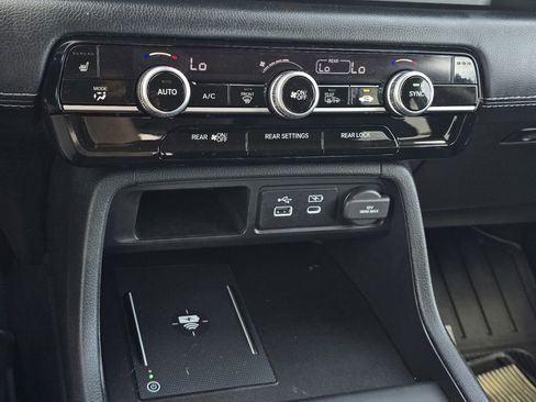 Certified 2025 Honda Pilot EX-L image 21