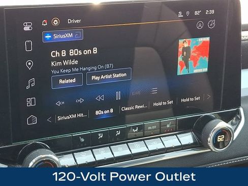 Used 2024 Chevrolet Colorado LT w/ LT Convenience Package III AWD/4WD image 12