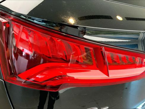 Used 2019 Audi Q5 Premium Plus w/ Premium Plus Package image 28