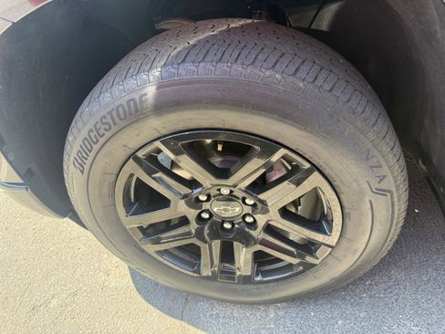 Used 2022 Chevrolet Silverado 1500 Custom RWD image 5