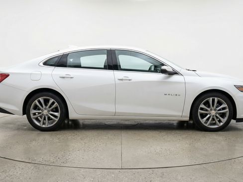 Used 2024 Chevrolet Malibu LT image 11