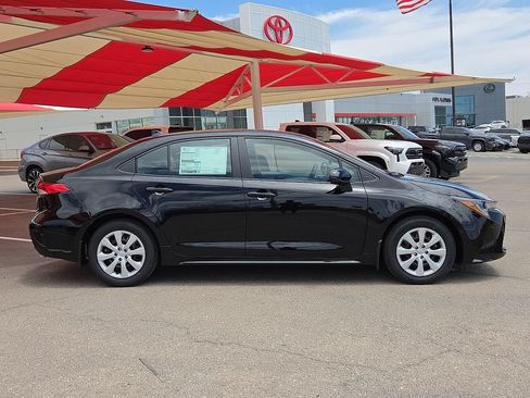 New 2026 Toyota Corolla LE FWD image 5