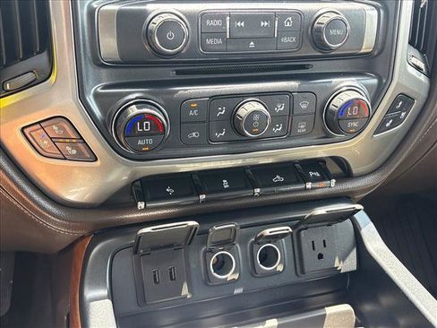 Certified 2018 Chevrolet Silverado 1500 LTZ w/ Sport Package AWD/4WD image 15