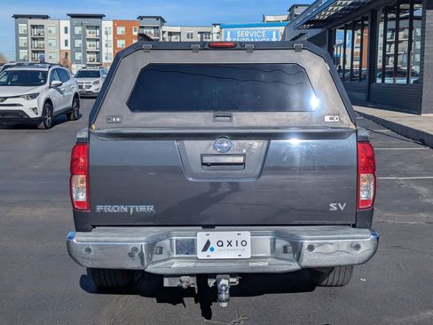 Used 2015 Nissan Frontier SV w/ SV Value Truck Package image 6