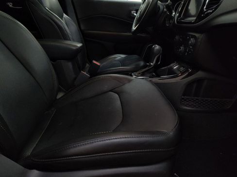 Used 2019 Jeep Compass Limited w/ Safety & Security Group image 28