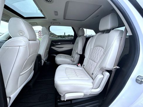 Certified 2023 Buick Enclave Avenir w/ Avenir Technology Package AWD/4WD image 20