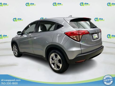 Used 2018 Honda HR-V LX image 8