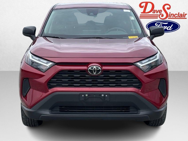 Used 2025 Toyota RAV4 LE AWD/4WD image 2