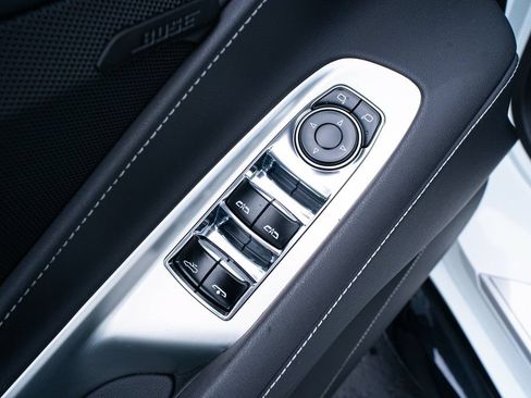 Used 2024 Chevrolet Corvette E-Ray AWD/4WD image 32