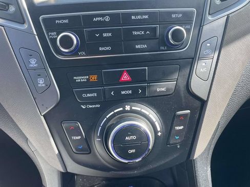 Used 2018 Hyundai Santa Fe Sport w/ 2.4L Value Package 02 FWD image 33