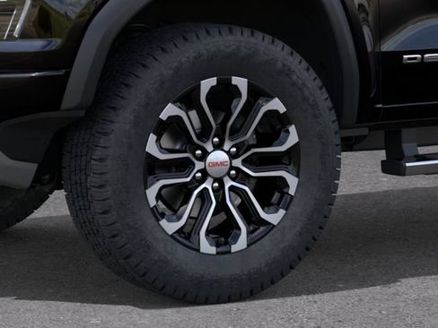 New 2026 GMC Canyon Denali AWD/4WD image 9