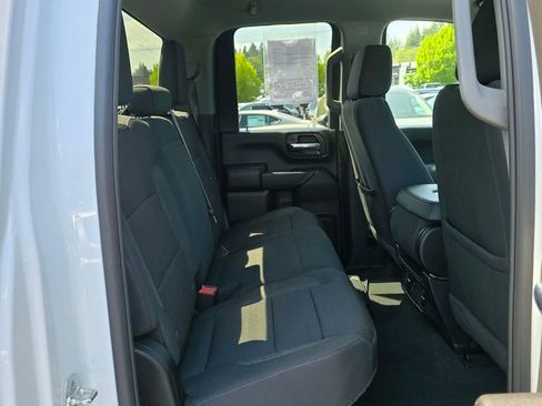 Used 2025 Chevrolet Silverado 2500 Custom w/ Custom Value Package AWD/4WD image 12