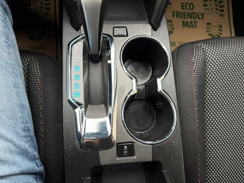 Used 2015 Chevrolet Equinox LT w/ Driver Convenience Package image 21