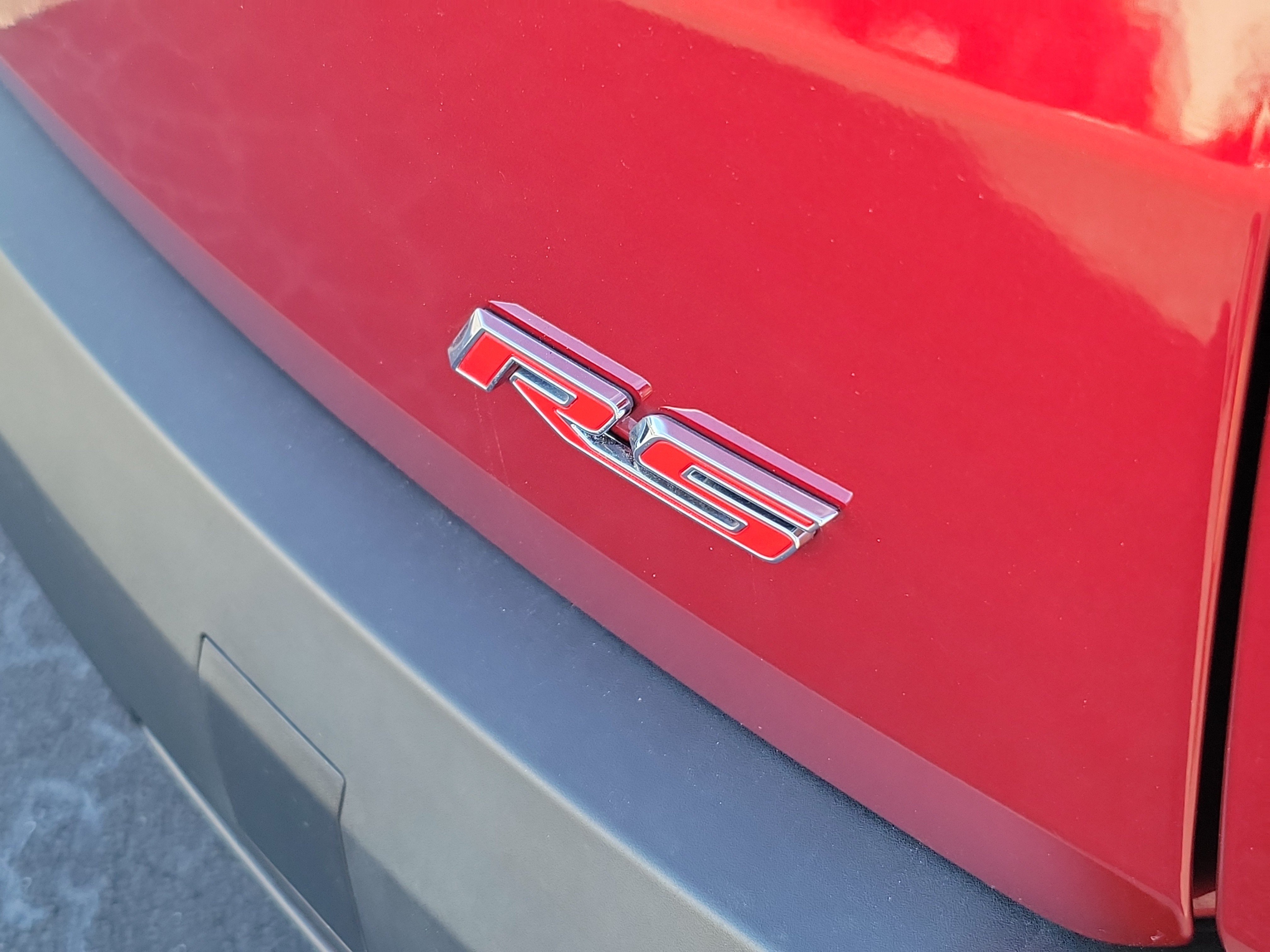 Used 2023 Chevrolet Traverse RS FWD image 5