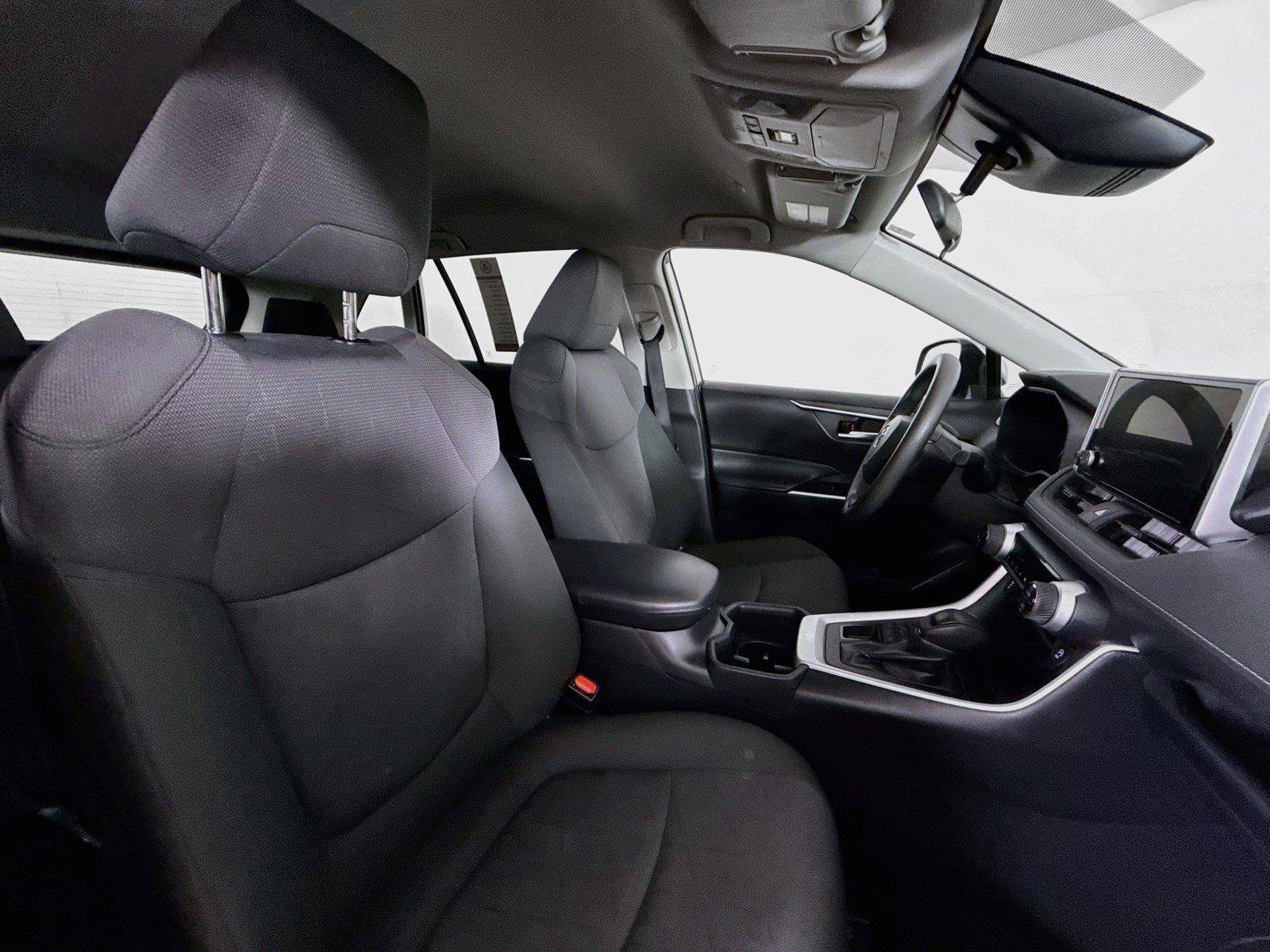 Certified 2025 Toyota RAV4 XLE AWD/4WD image 39