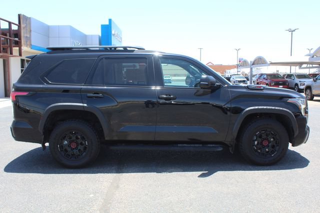 Used 2025 Toyota Sequoia TRD Pro AWD/4WD image 2