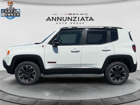 Used 2023 Jeep Renegade Trailhawk AWD/4WD image 2