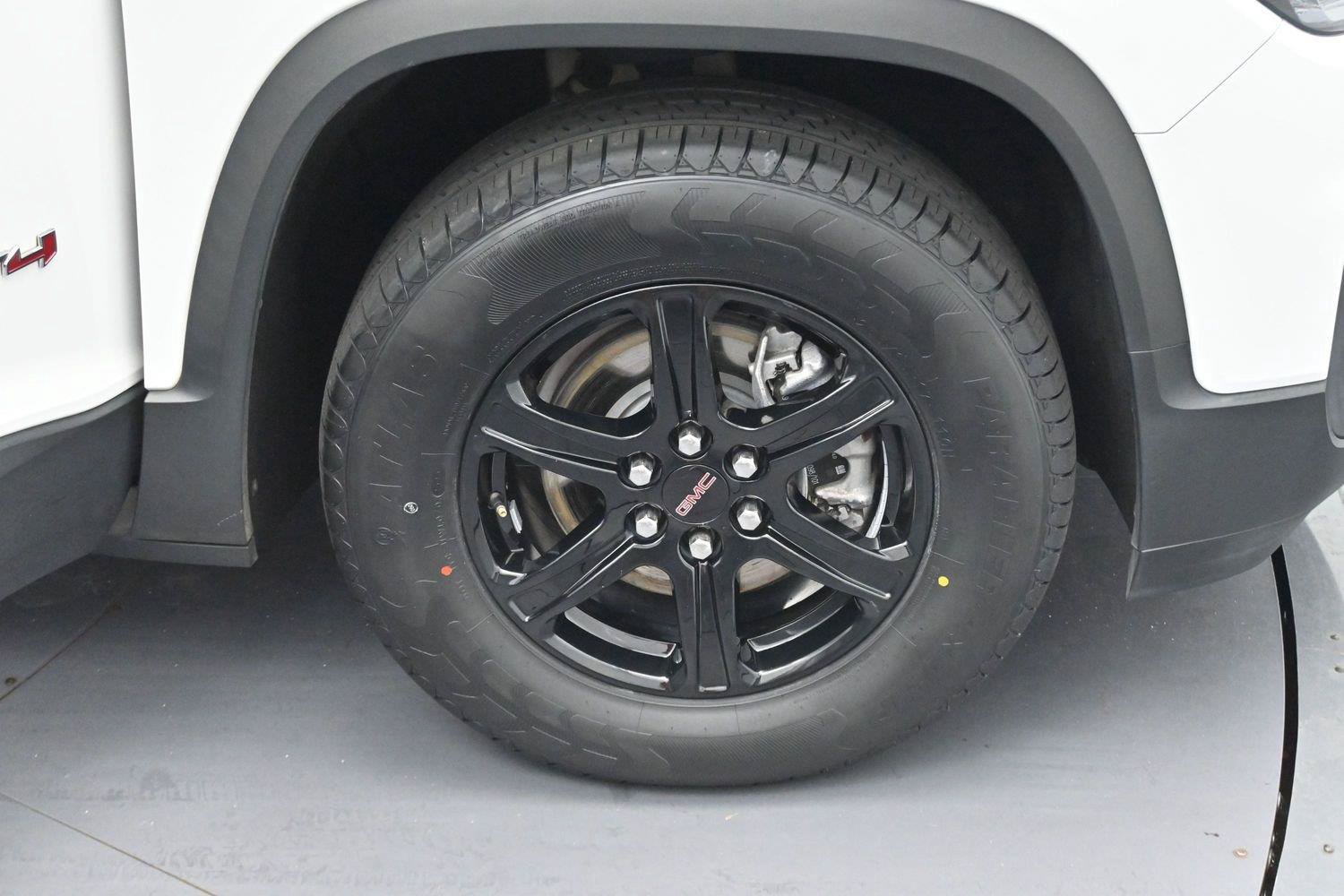 Used 2021 GMC Acadia AT4 w/ LPO, Floor Liner Package AWD/4WD image 41