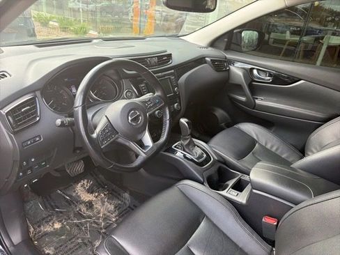 Used 2021 Nissan Rogue Sport SL w/ Premium Package AWD/4WD image 6