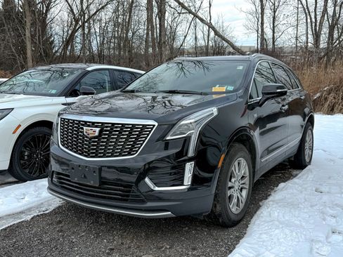 Used 2020 Cadillac XT5 Premium Luxury image 3