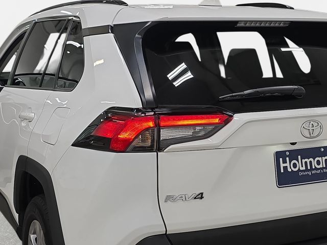 Certified 2025 Toyota RAV4 XLE AWD/4WD image 30