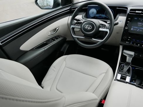 Certified 2023 Hyundai Tucson SEL w/ Convenience Package image 9