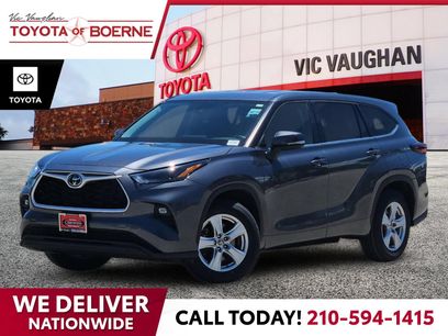 Certified 2025 Toyota Highlander LE