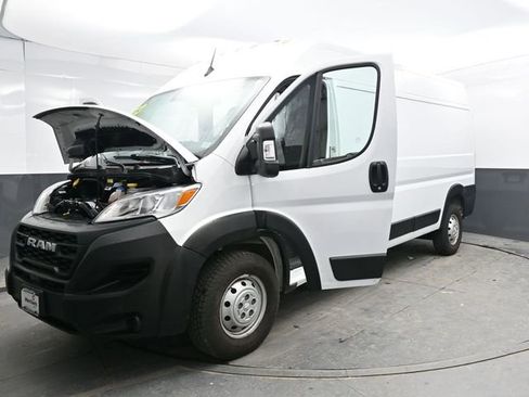 Used 2023 RAM ProMaster 2500 FWD image 39