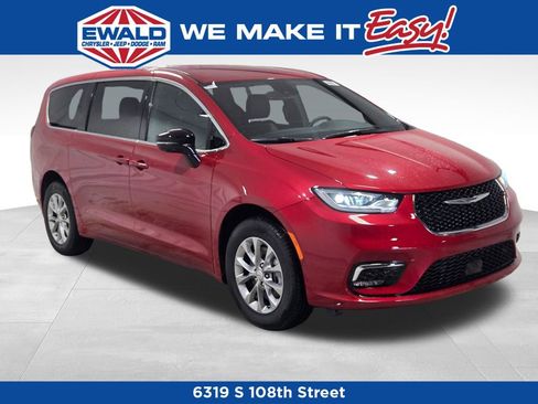 New 2026 Chrysler Pacifica Select AWD/4WD image 12