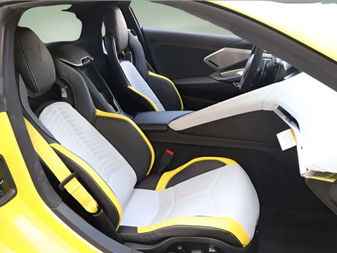 Used 2022 Chevrolet Corvette Stingray Premium Cpe RWD image 14