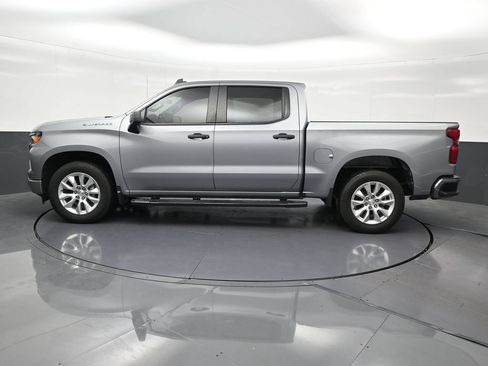 Used 2024 Chevrolet Silverado 1500 Custom RWD image 2