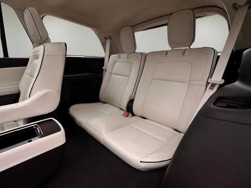 Used 2023 Lincoln Aviator Black Label Grand Touring AWD/4WD image 22