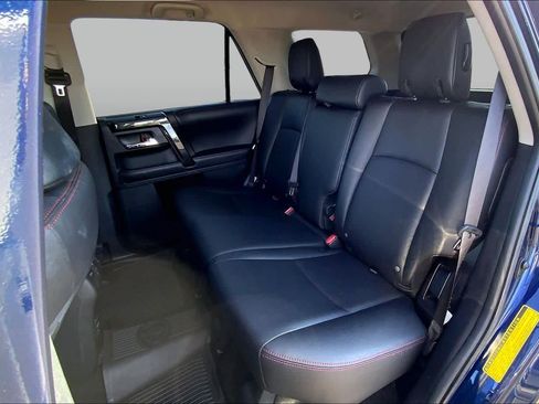 Used 2019 Toyota 4Runner TRD Off-Road Premium AWD/4WD image 21