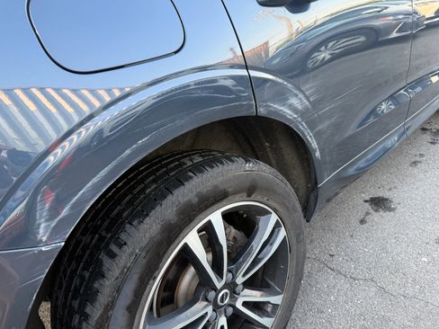 Used 2021 Volvo XC60 T5 Momentum w/ Protection Package AWD/4WD image 35
