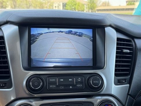 Used 2018 Chevrolet Suburban LT w/ LT Signature Package AWD/4WD image 13