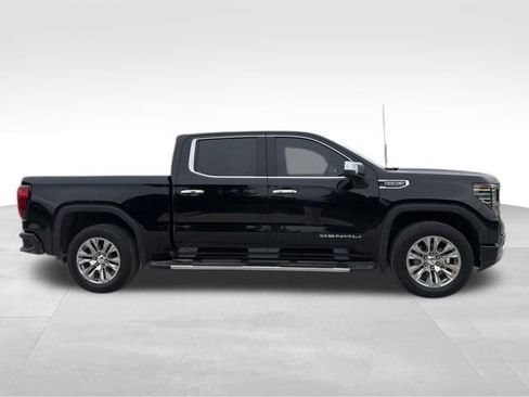 Used 2024 GMC Sierra 1500 Denali w/ Technology Package AWD/4WD image 2