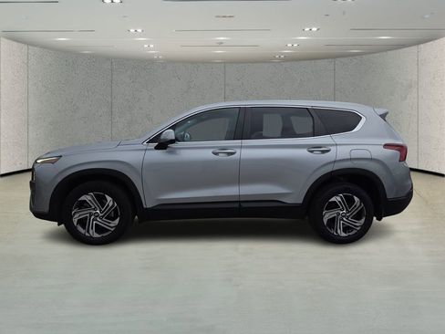 Used 2022 Hyundai Santa Fe SE image 6