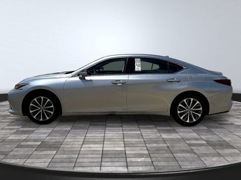 Used 2023 Lexus ES 350 w/ ES 350 Ultra Luxury Package FWD image 4