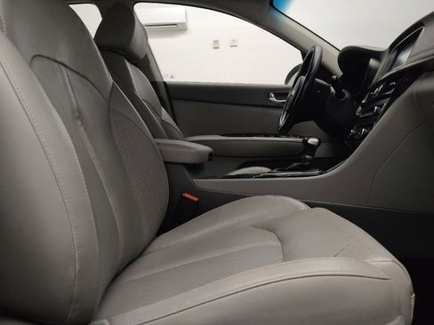 Used 2016 Kia Optima EX w/ Premium Package FWD image 21