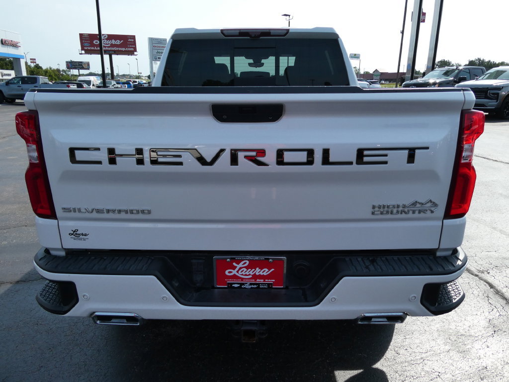 Used 2021 Chevrolet Silverado 1500 High Country w/ Technology Package AWD/4WD image 6