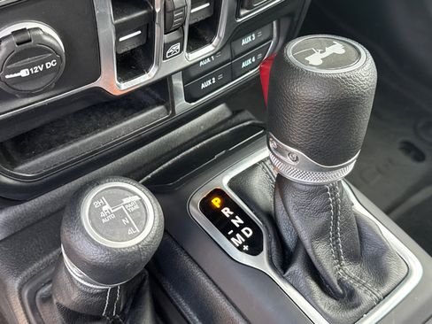 Used 2025 Jeep Wrangler Backcountry image 31