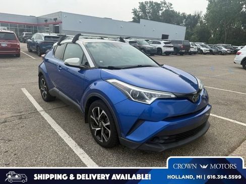 Used 2018 Toyota C-HR XLE FWD image 1
