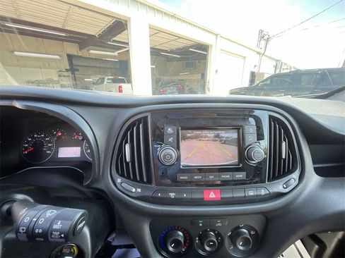 Used 2022 RAM ProMaster City Tradesman w/ Window Group 05 image 17