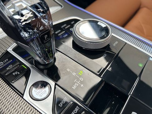 Used 2023 BMW X5 sDrive40i w/ M Sport Package image 8