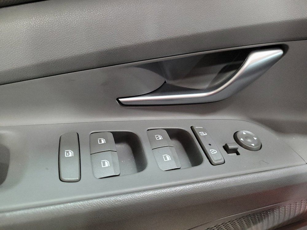 Used 2023 Hyundai Elantra SEL w/ Convenience Package FWD image 27