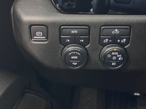 Certified 2023 Chevrolet Silverado 1500 RST AWD/4WD image 24