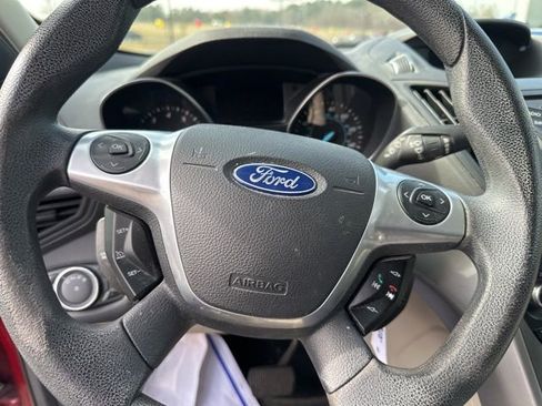 Used 2014 Ford Escape SE image 11