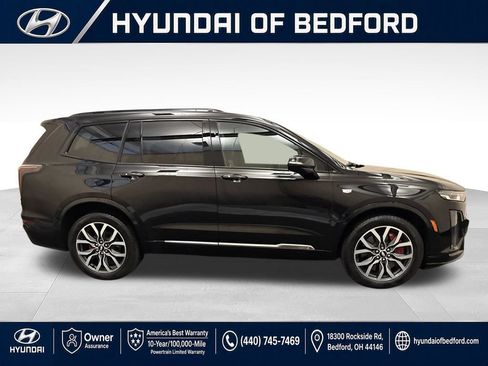 Used 2024 Cadillac XT6 Sport w/ LPO, Floor Liner Package AWD/4WD image 4